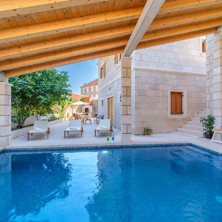 Luxury Stone Villa Nevija 2022 Private Villa ميلنا المظهر الخارجي الصورة