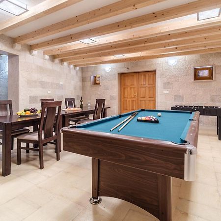 Luxury Stone Villa Nevija 2022 Private Villa ميلنا المظهر الخارجي الصورة