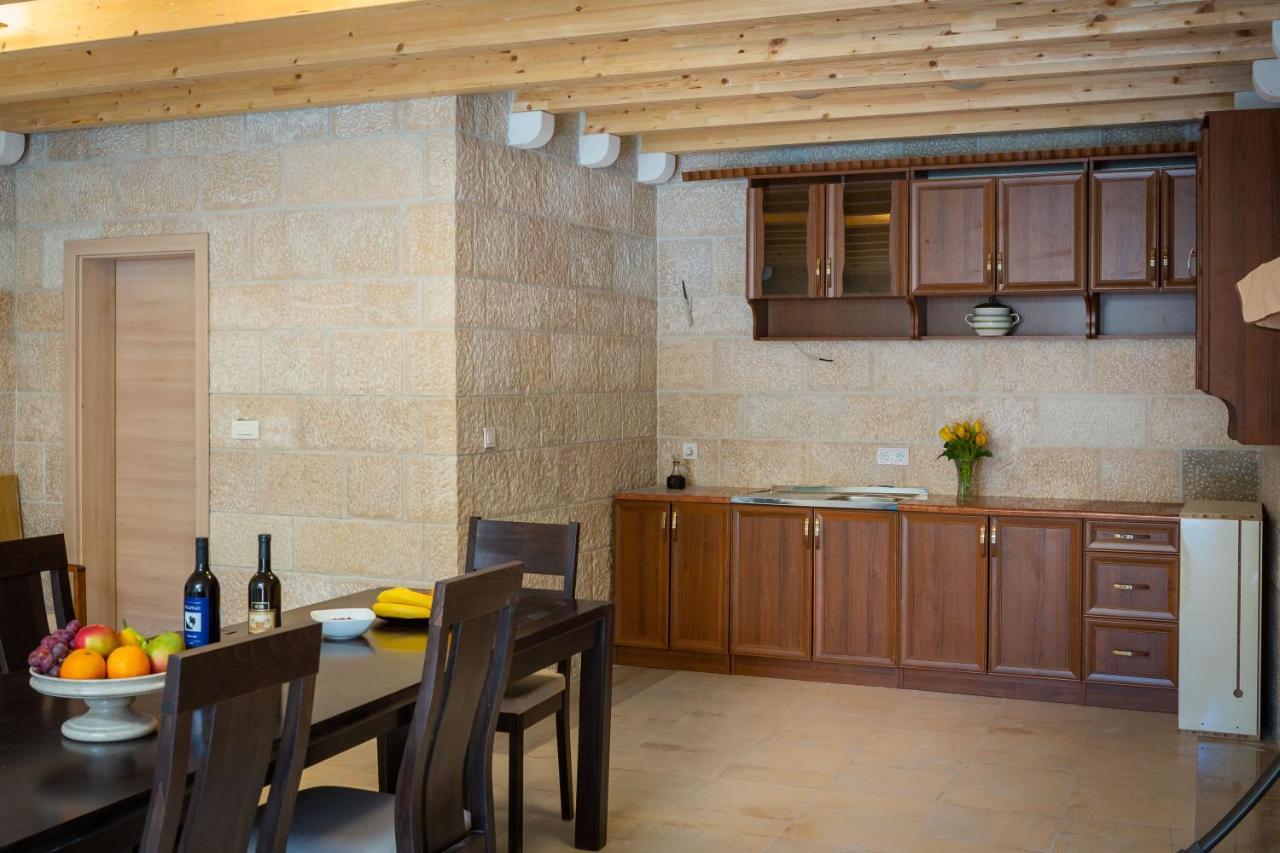 Luxury Stone Villa Nevija 2022 Private Villa ميلنا المظهر الخارجي الصورة