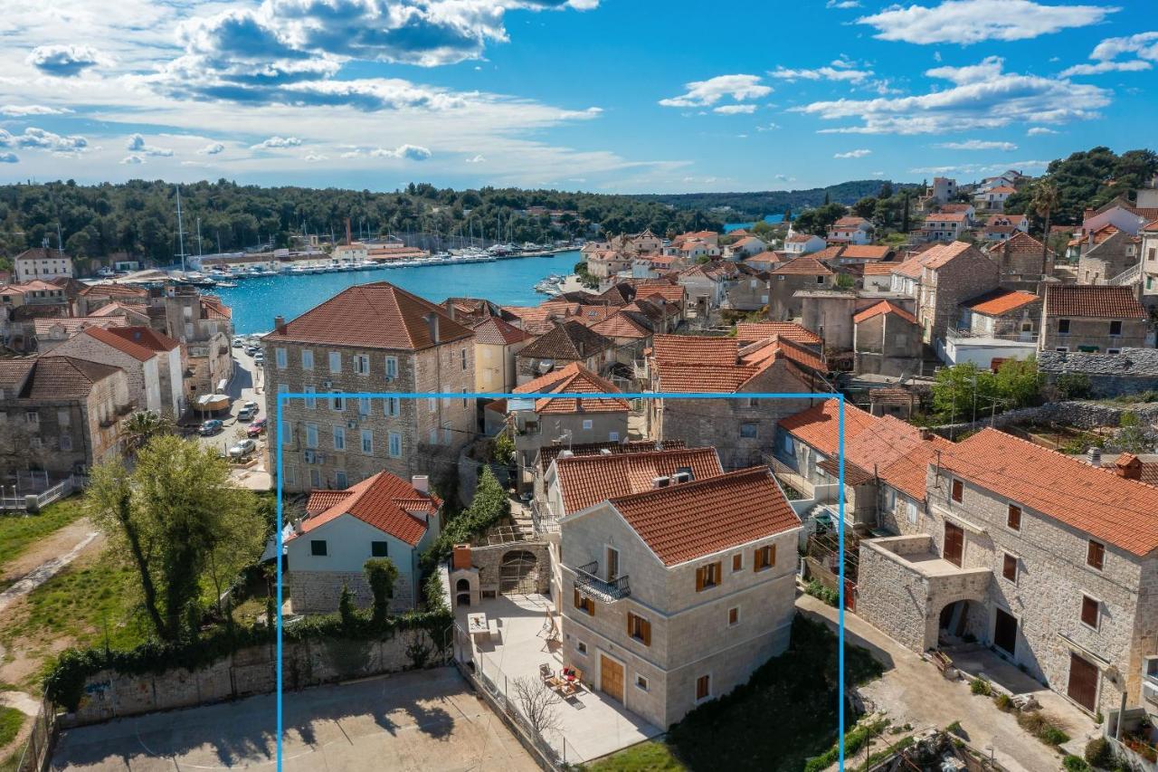 Luxury Stone Villa Nevija 2022 Private Villa ميلنا المظهر الخارجي الصورة