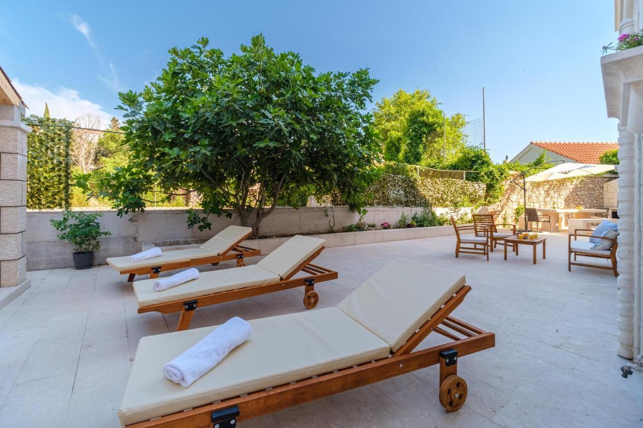 Luxury Stone Villa Nevija 2022 Private Villa ميلنا المظهر الخارجي الصورة