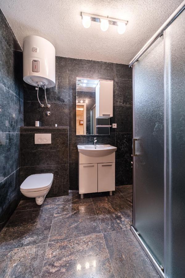 Luxury Stone Villa Nevija 2022 Private Villa ميلنا المظهر الخارجي الصورة