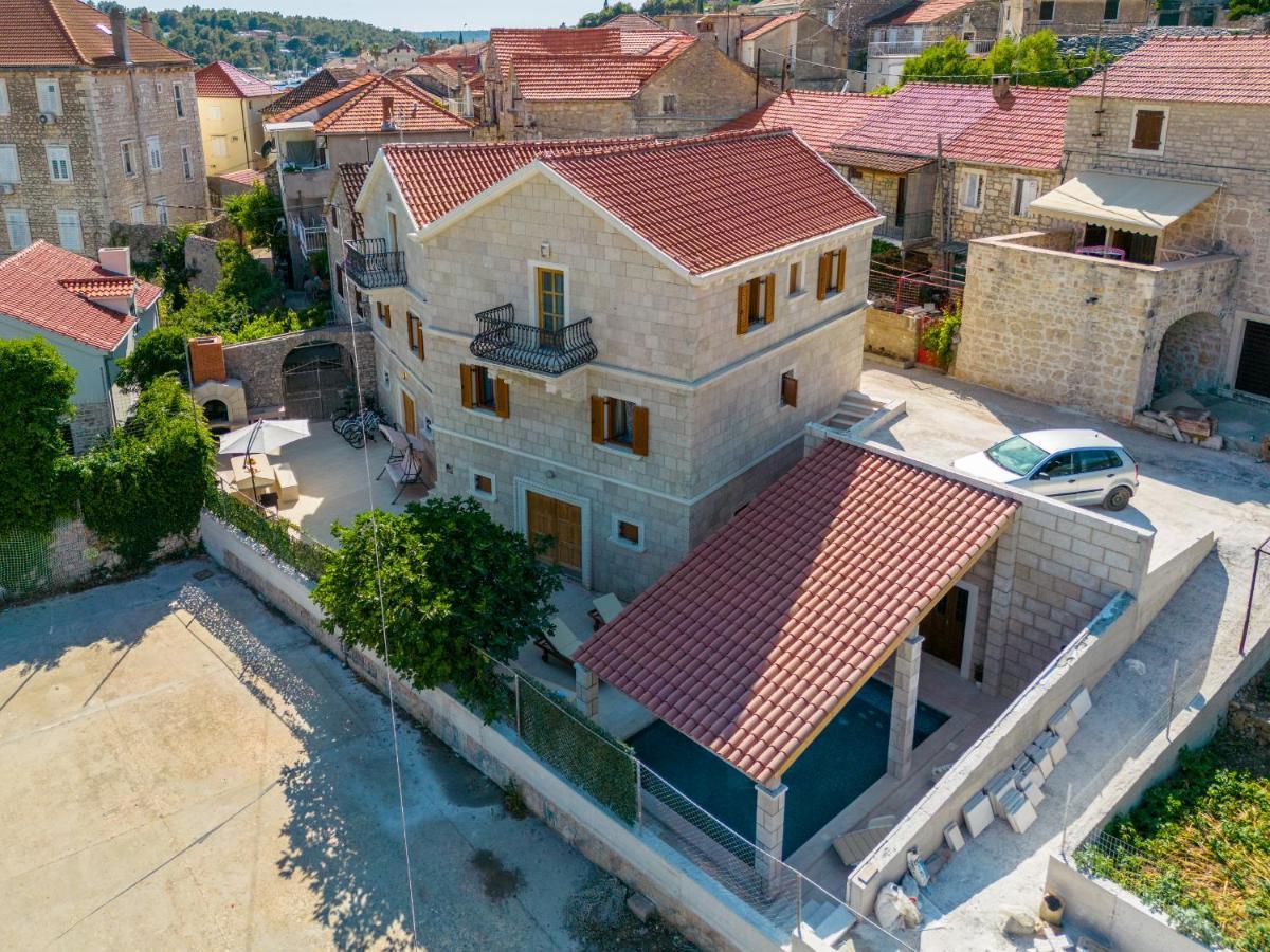 Luxury Stone Villa Nevija 2022 Private Villa ميلنا المظهر الخارجي الصورة