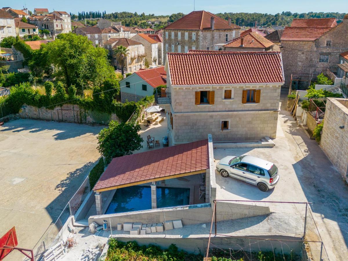 Luxury Stone Villa Nevija 2022 Private Villa ميلنا المظهر الخارجي الصورة